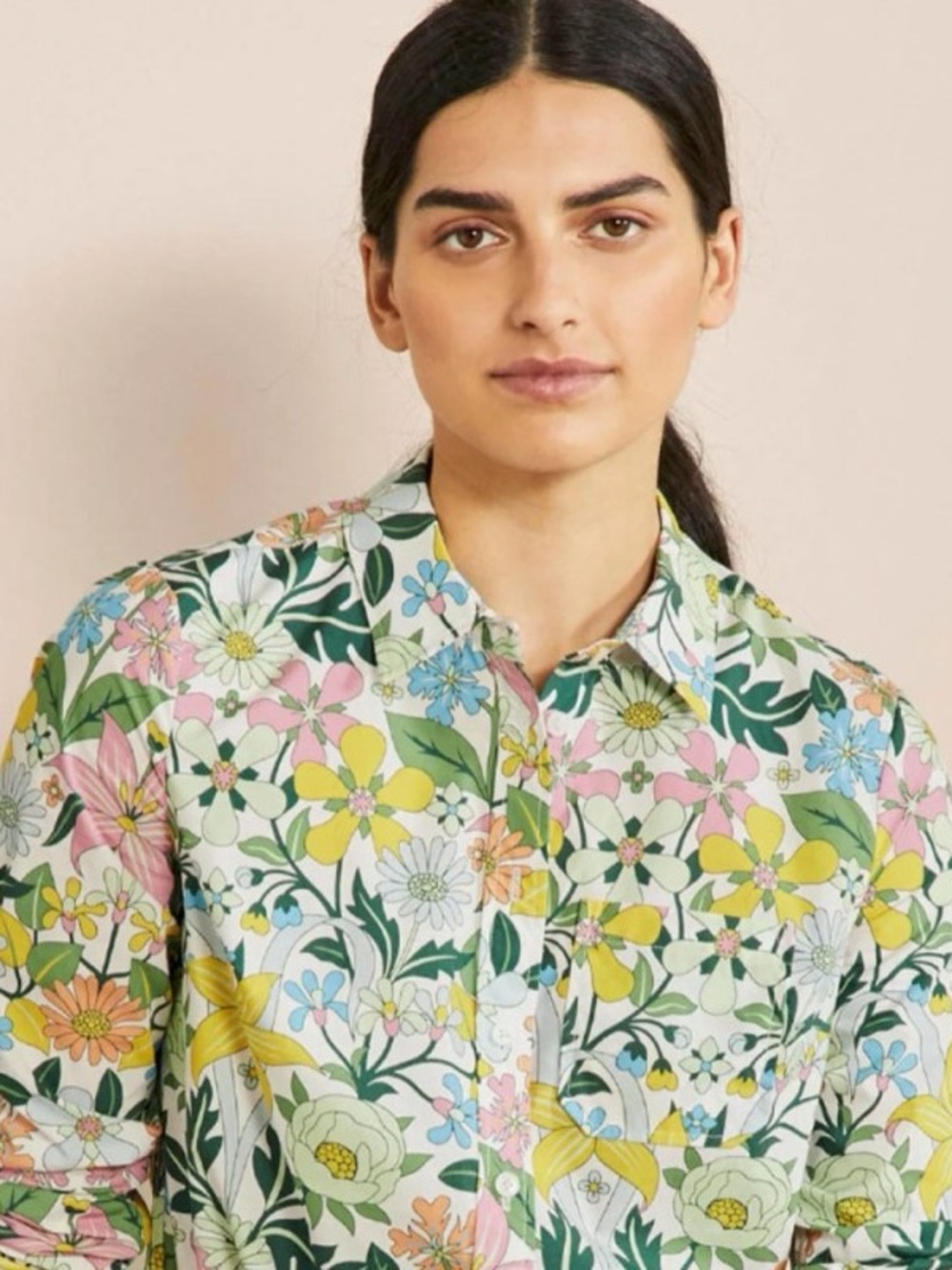 Boden- Floral Button-Down Shirt in Pastel Multi